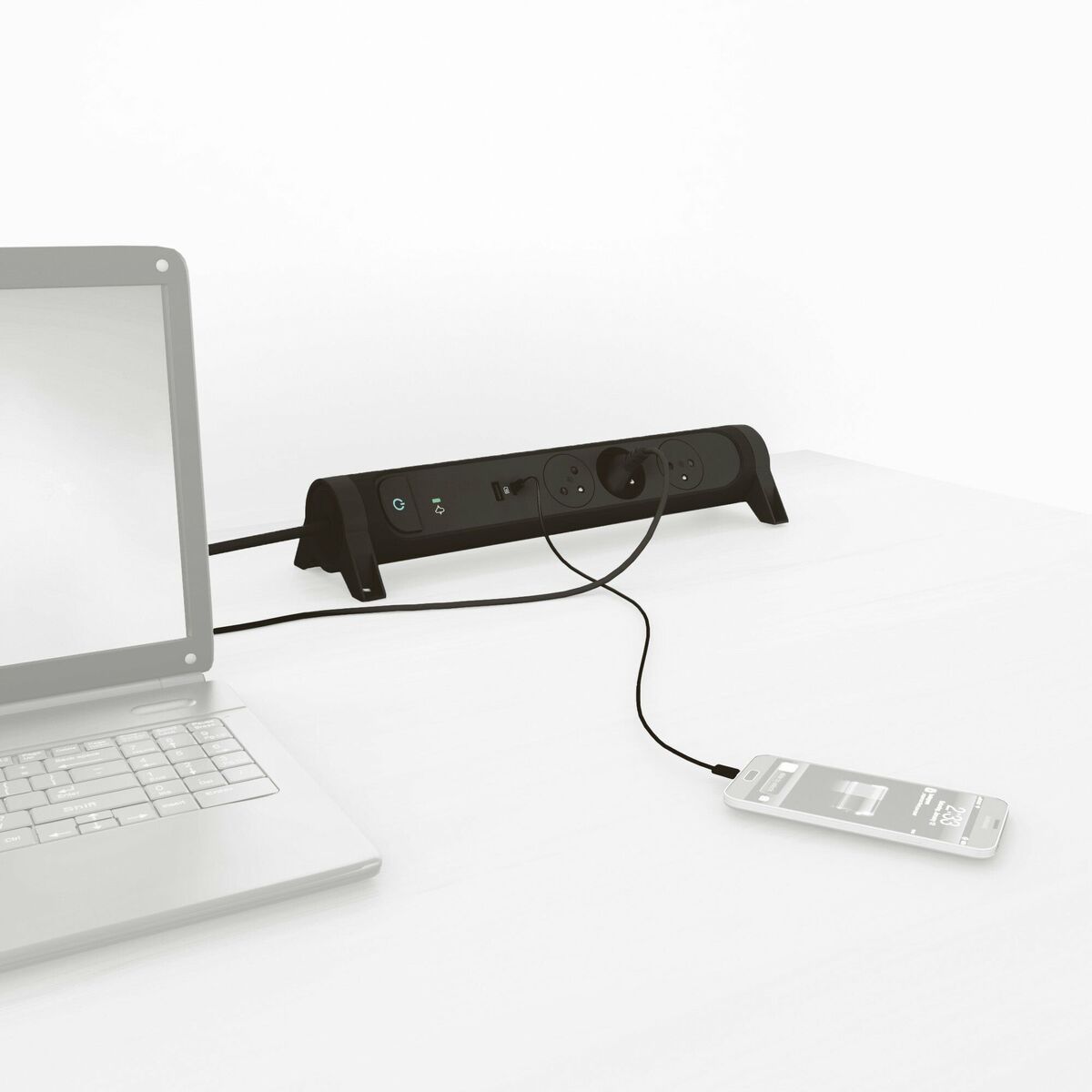 Przedłużacz biurkowy 3 gniazd z uziemieniem i z USB AC 1.5 m czarny Legrand