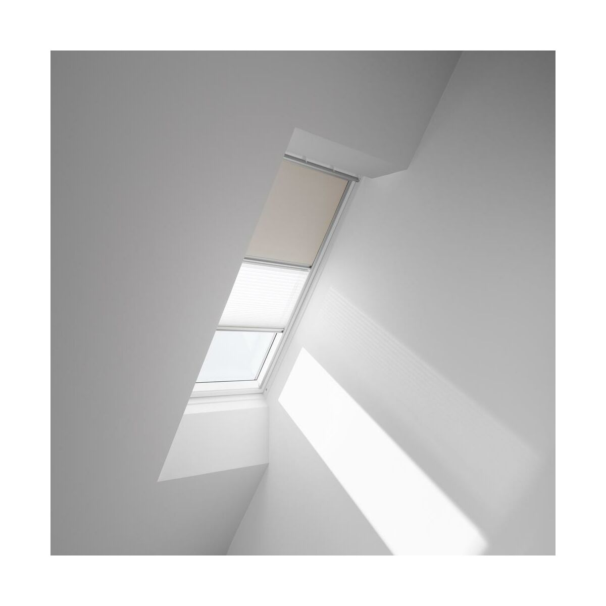 Roleta zaciemniająca do okna dachowego DFD MK06 1085S Beżowa 78 x 118 cm Velux